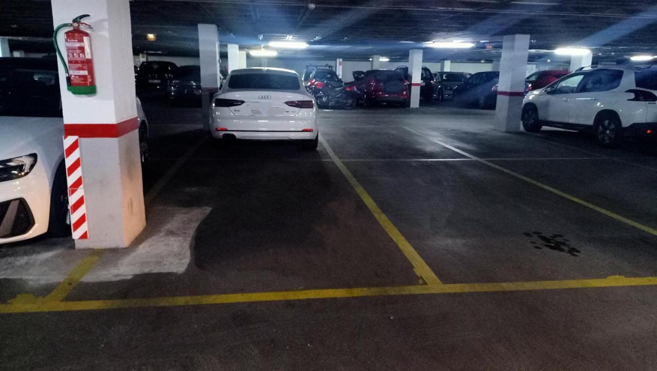 Apartamento Posidonia Free Parking Cadiz Luaran gambar