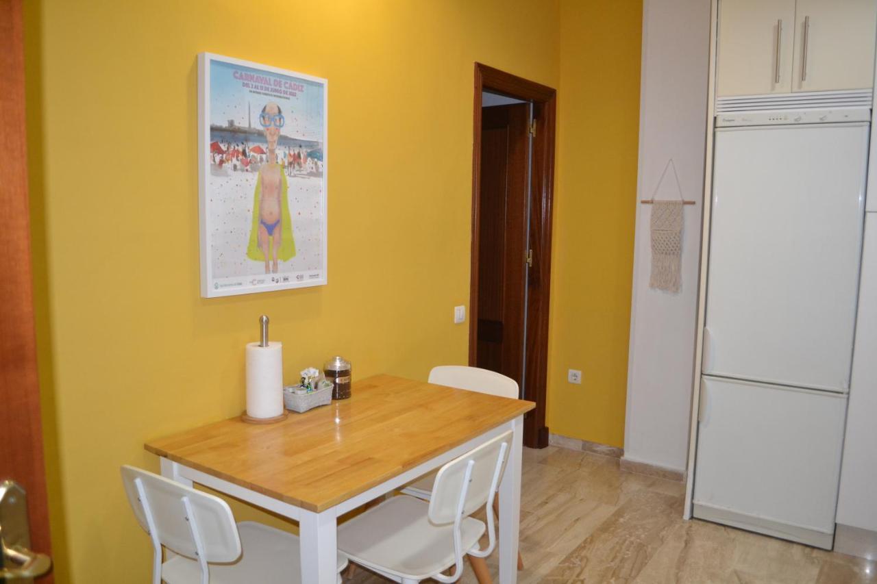 Apartamento Posidonia Free Parking Cadiz Luaran gambar